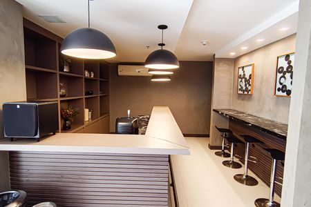 Apartamento à venda com 77m², 2 quartos e 1 vagaÁrea comum 