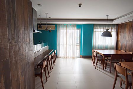 Apartamento à venda com 77m², 2 quartos e 1 vagaÁrea comum 