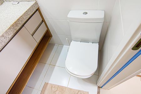 Apartamento à venda com 77m², 2 quartos e 1 vagaBanheiro da Suíte