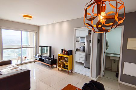 Apartamento à venda com 77m², 2 quartos e 1 vagaSala