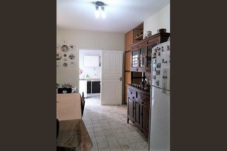 Casa à venda com 3 quartos, 160m² em Vila Cordeiro, São Paulo