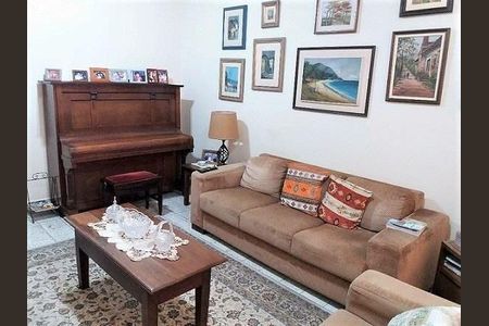 Casa à venda com 3 quartos, 160m² em Vila Cordeiro, São Paulo