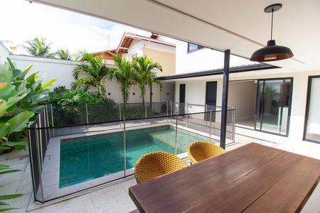 Casa à venda com 190m², 3 quartos e 1 vaga
