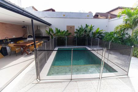 Casa à venda com 190m², 3 quartos e 1 vaga