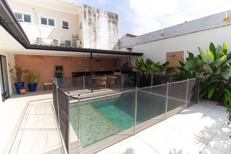 Casa à venda com 190m², 3 quartos e 1 vaga