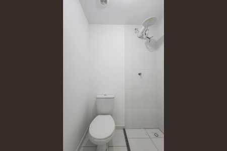 Apartamento para alugar com 42m², 2 quartos e sem vaga Apartamento para alugar com 42m², 2 quartos e sem vagaBanheiro