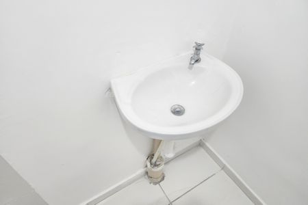 Apartamento para alugar com 42m², 2 quartos e sem vaga Apartamento para alugar com 42m², 2 quartos e sem vagaBanheiro