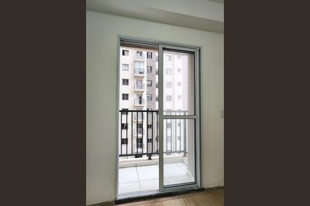 Apartamento para alugar com 42m², 2 quartos e sem vaga Apartamento para alugar com 42m², 2 quartos e sem vagaVaranda