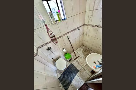 Casa à venda com 479m², 5 quartos e 2 vagas Casa à venda com 479m², 5 quartos e 2 vagasBanheiro - Kitnet