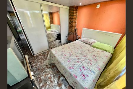 Casa à venda com 479m², 5 quartos e 2 vagas Casa à venda com 479m², 5 quartos e 2 vagasQuarto - Kitnet