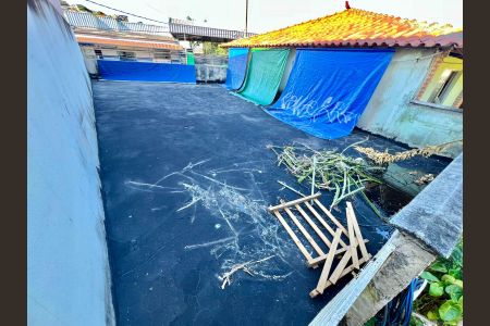 Casa à venda com 479m², 5 quartos e 2 vagas Casa à venda com 479m², 5 quartos e 2 vagasÁrea Externa - Frente