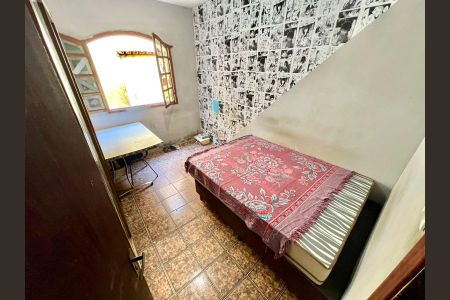 Casa à venda com 479m², 5 quartos e 2 vagas Casa à venda com 479m², 5 quartos e 2 vagasQuarto 2