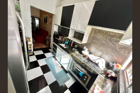 Casa à venda com 479m², 5 quartos e 2 vagas Casa à venda com 479m², 5 quartos e 2 vagasCozinha