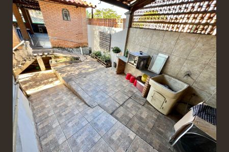 Casa à venda com 479m², 5 quartos e 2 vagas Casa à venda com 479m², 5 quartos e 2 vagasÁrea de Serviço