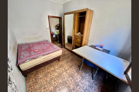 Casa à venda com 479m², 5 quartos e 2 vagas Casa à venda com 479m², 5 quartos e 2 vagasQuarto 2