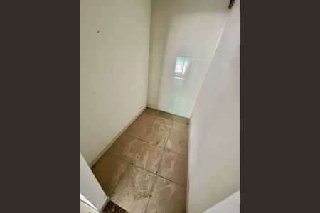 Casa à venda com 479m², 5 quartos e 2 vagas Casa à venda com 479m², 5 quartos e 2 vagasLojas (são 4 lojas semelhantes)