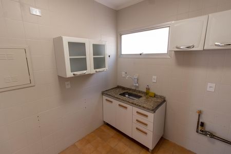 COZINHA de apartamento para alugar com 2 quartos, 75m² em Centro, Campinas