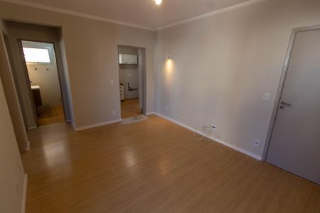 SALA de apartamento para alugar com 2 quartos, 75m² em Centro, Campinas