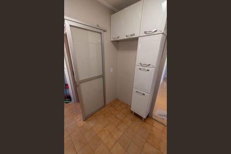 Apartamento à venda com 75m², 2 quartos e 1 vagaCOZINHA