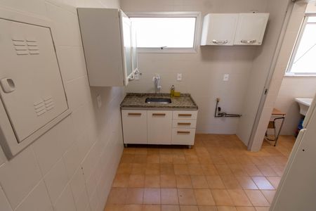 COZINHA de apartamento para alugar com 2 quartos, 75m² em Centro, Campinas