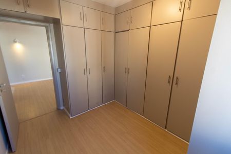 Apartamento à venda com 75m², 2 quartos e 1 vagaQUARTO 2