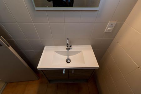 Apartamento à venda com 75m², 2 quartos e 1 vagaBANHEIRO