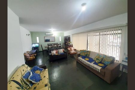 Casa à venda com 280m², 4 quartos e 3 vagasFoto 09