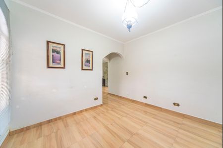 Casa à venda com 177m², 3 quartos e 3 vagas Casa à venda com 177m², 3 quartos e 3 vagasSala