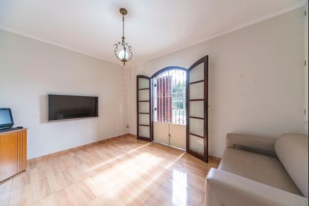 Casa à venda com 177m², 3 quartos e 3 vagas Casa à venda com 177m², 3 quartos e 3 vagasQuarto 1