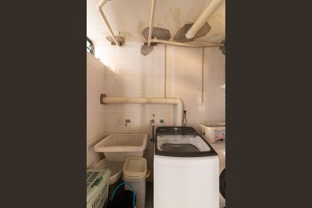 Casa à venda com 280m², 3 quartos e 4 vagasÁrea de Serviço