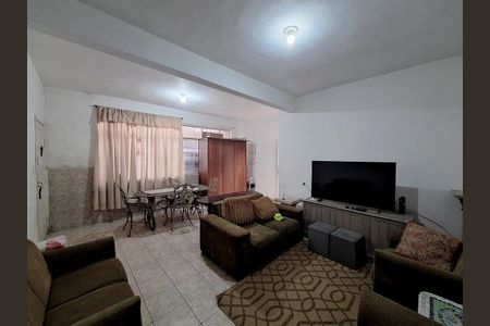 Casa para alugar com 140m², 2 quartos e 1 vaga Casa para alugar com 140m², 2 quartos e 1 vagaSala