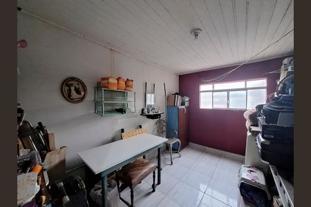 Casa para alugar com 140m², 2 quartos e 1 vaga Casa para alugar com 140m², 2 quartos e 1 vagaQuarto 2
