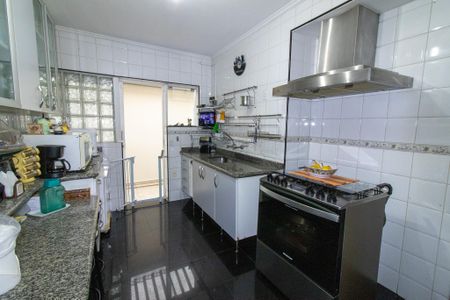 Casa à venda com 470m², 3 quartos e 4 vagas Casa à venda com 470m², 3 quartos e 4 vagasCozinha