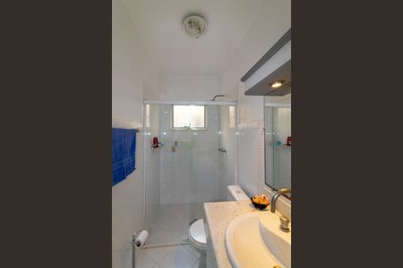 Casa à venda com 470m², 3 quartos e 4 vagas Casa à venda com 470m², 3 quartos e 4 vagasBanheiro Suíte 2