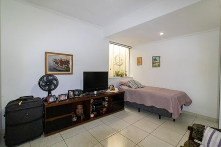 Casa à venda com 470m², 3 quartos e 4 vagas Casa à venda com 470m², 3 quartos e 4 vagasSuíte 2