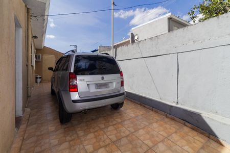 Casa à venda com 160m², 2 quartos e 4 vagas Casa à venda com 160m², 2 quartos e 4 vagasGaragem