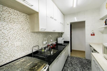 Apartamento à venda com 53m², 2 quartos e 1 vagaCozinha