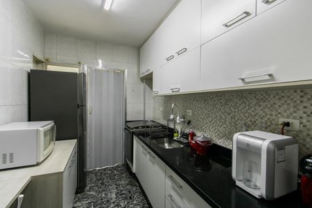 Apartamento à venda com 53m², 2 quartos e 1 vagaCozinha