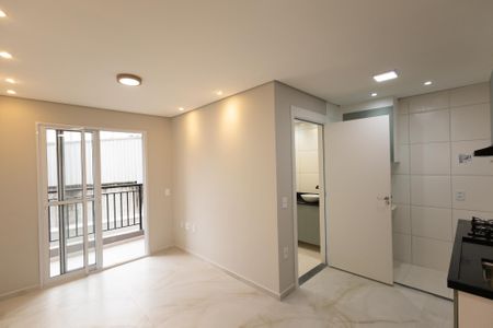 Apartamento para alugar com 38m², 1 quarto e sem vaga Apartamento para alugar com 38m², 1 quarto e sem vagaSala