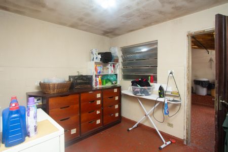 Casa à venda com 350m², 4 quartos e 5 vagas Casa à venda com 350m², 4 quartos e 5 vagasÁrea de Serviço