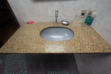 Casa à venda com 350m², 4 quartos e 5 vagas Casa à venda com 350m², 4 quartos e 5 vagasBanheiro da Suíte 2