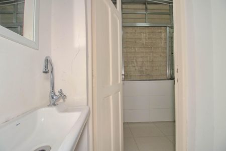 Apartamento à venda com 99m², 3 quartos e sem vaga Apartamento à venda com 99m², 3 quartos e sem vagaLavabo