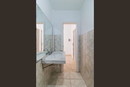 Apartamento à venda com 40m², 2 quartos e sem vagaBanheiro