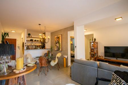 Apartamento à venda com 78m², 2 quartos e 1 vaga Apartamento à venda com 78m², 2 quartos e 1 vagaSala