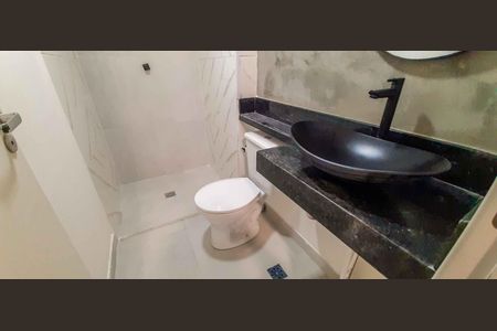 Apartamento à venda com 36m², 2 quartos e sem vaga Apartamento à venda com 36m², 2 quartos e sem vagaBanheiro