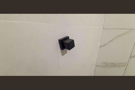 Apartamento à venda com 36m², 2 quartos e sem vaga Apartamento à venda com 36m², 2 quartos e sem vagaBanheiro