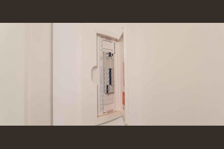 Apartamento à venda com 36m², 2 quartos e sem vaga Apartamento à venda com 36m², 2 quartos e sem vagaQuadro de Luz