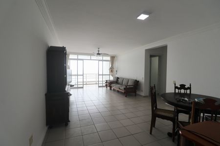 Apartamento para alugar com 122m², 2 quartos e 1 vaga Apartamento para alugar com 122m², 2 quartos e 1 vagaSala