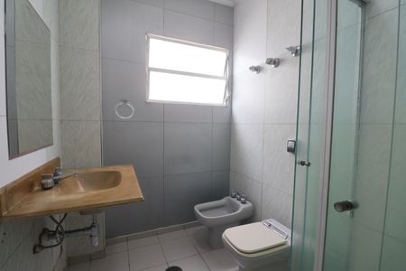 Apartamento para alugar com 122m², 2 quartos e 1 vaga Apartamento para alugar com 122m², 2 quartos e 1 vagaBanheiro Suíte