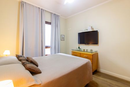 Casa à venda com 147m², 3 quartos e 2 vagasSuíte